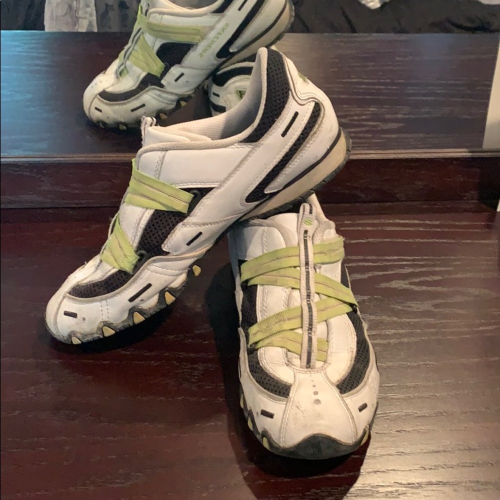 Sketchers Athletic Shoes